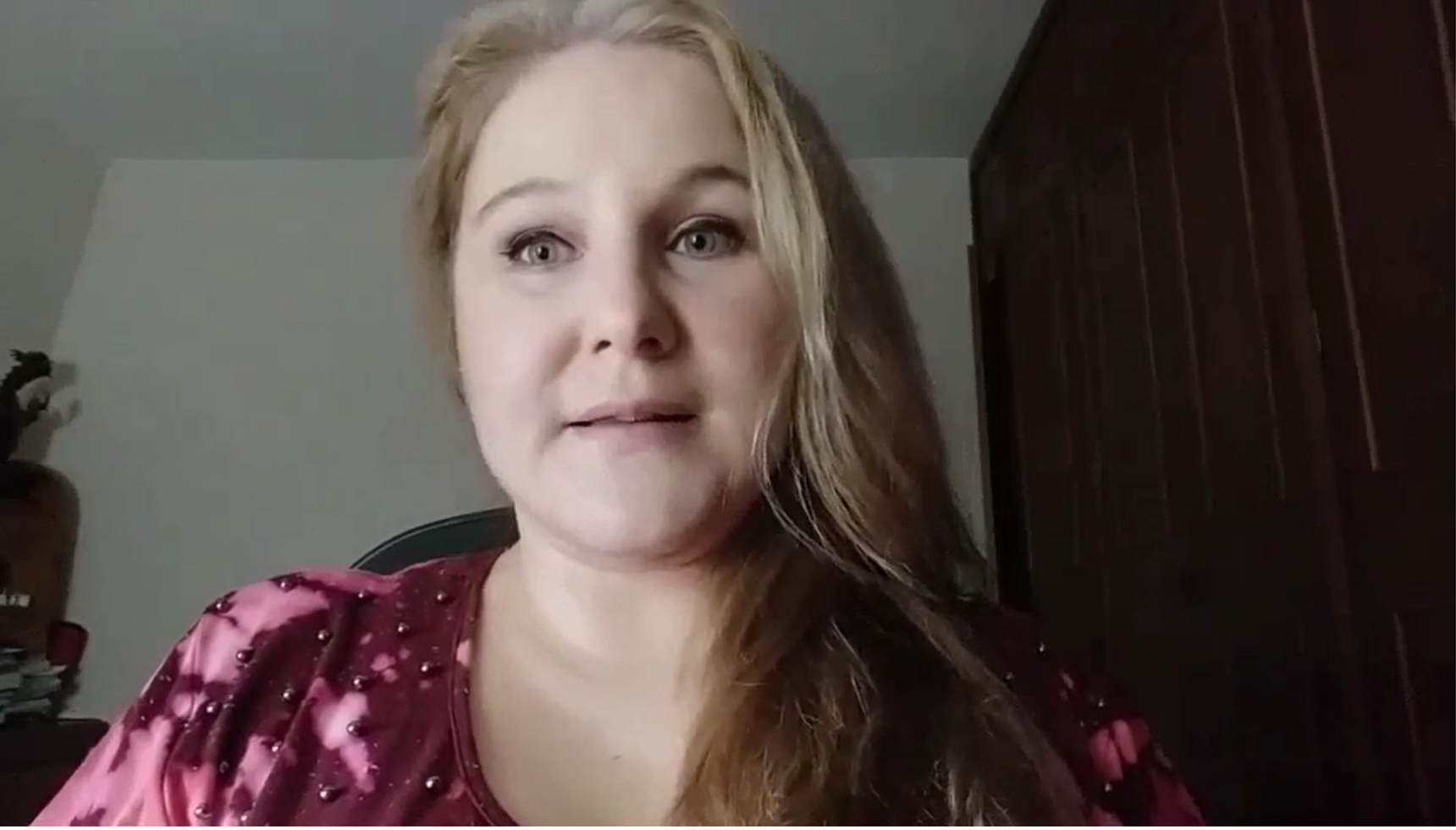 Renata Tavella - clique aqui e assista